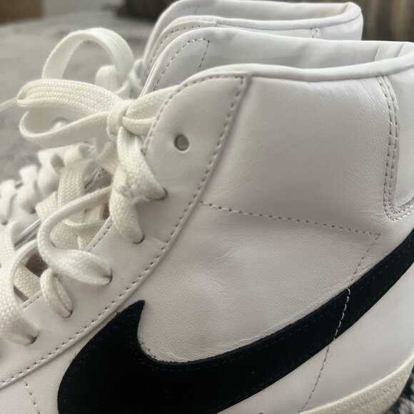 Nike - Blazer Mid "77 Vintage Size 8.5 - White, Black - Picture 8 of 11